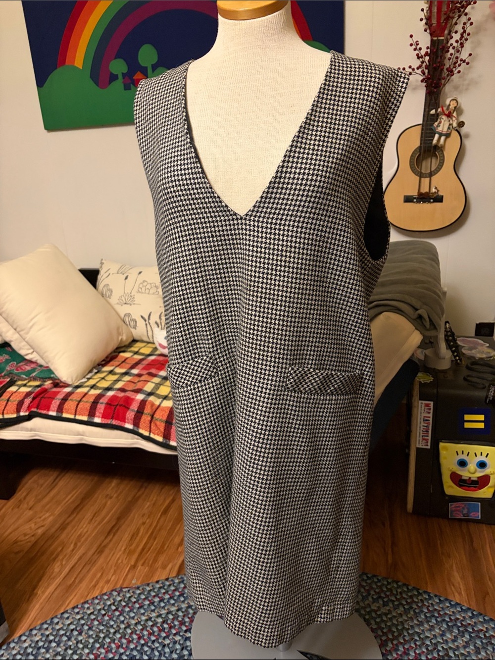 Sag Harbor Black and White Houndstooth Sleeveless V-Neck Dress